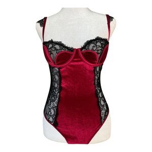 Frederick’s of Hollywood Georgine Red Velvet & Black Eyelash Lace Bodysuit S